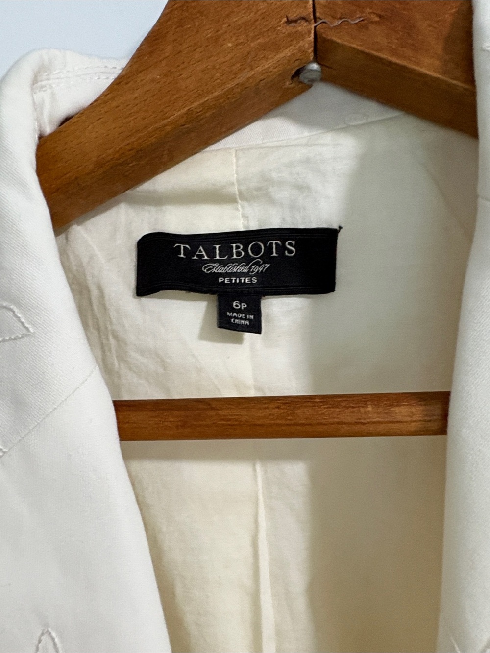 Talbots Ivory Embroidered Single-Button Blazer - Picture 2 of 3
